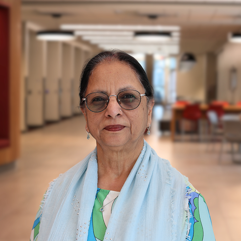 Sarita Bajpai headshot