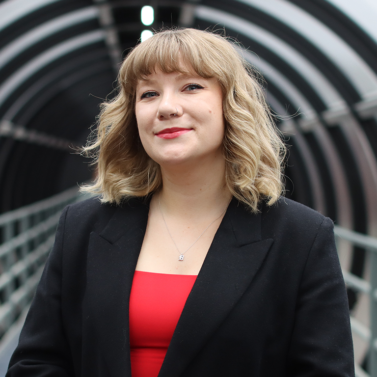Headshot of Franziska Loetzner